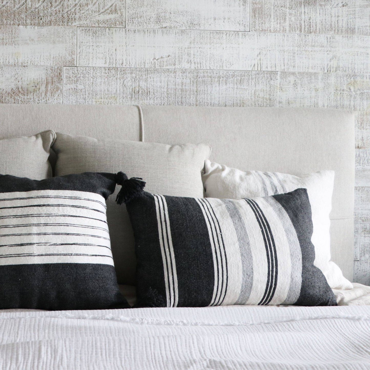POKOLOKO Thick-and-Thin Moroccan Lumbar Pillow #color_thick-and-thin-pillow