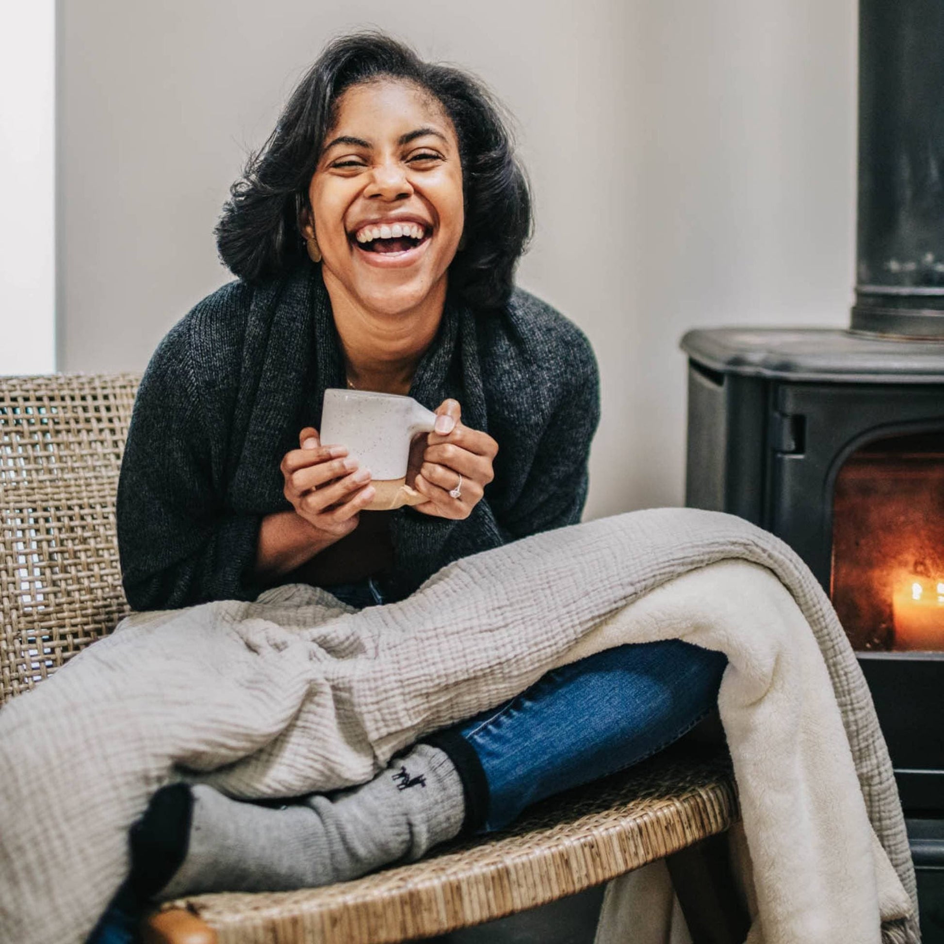 POKOLOKO Crinkle Fleece-Lined Throw #color_crinkle-grey