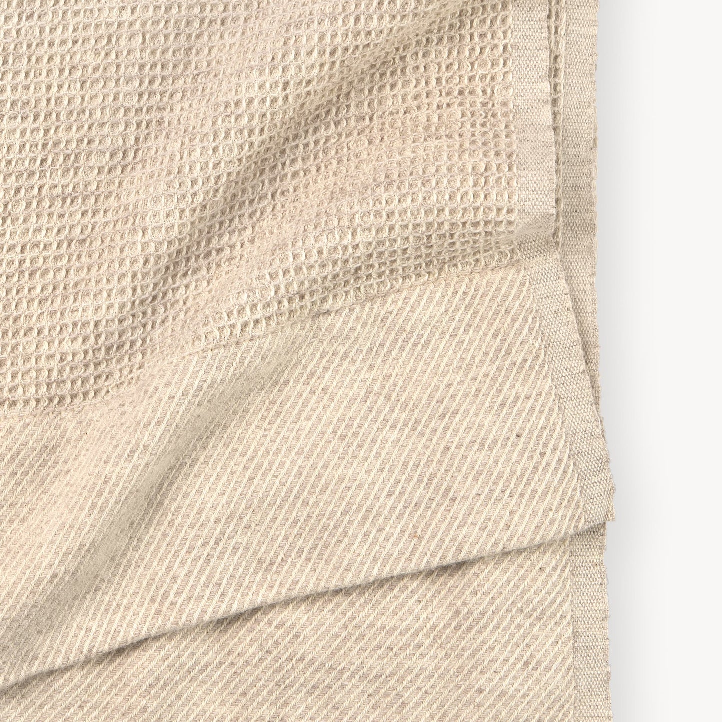 POKOLOKO Wool Waffle Throw #color_wheat