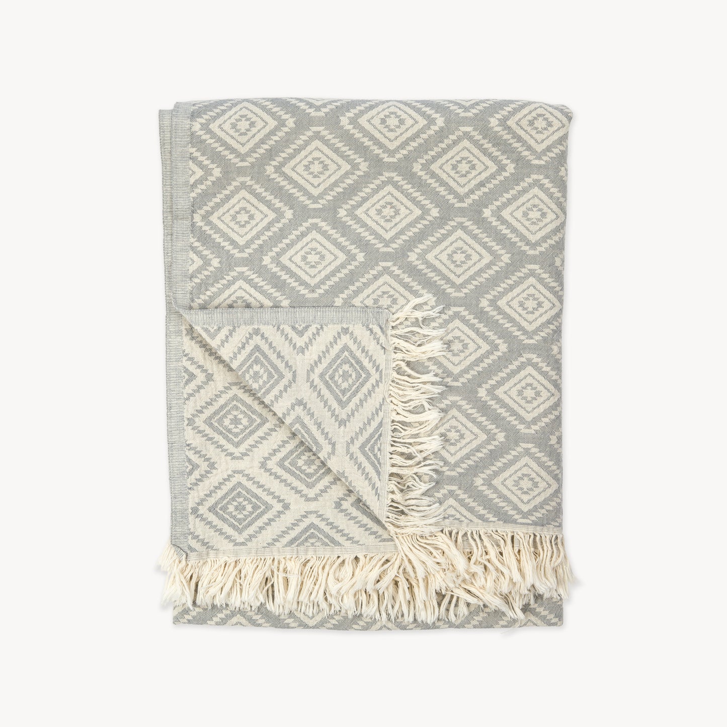 POKOLOKO Pyramid Towel #color_light-grey-pyramid