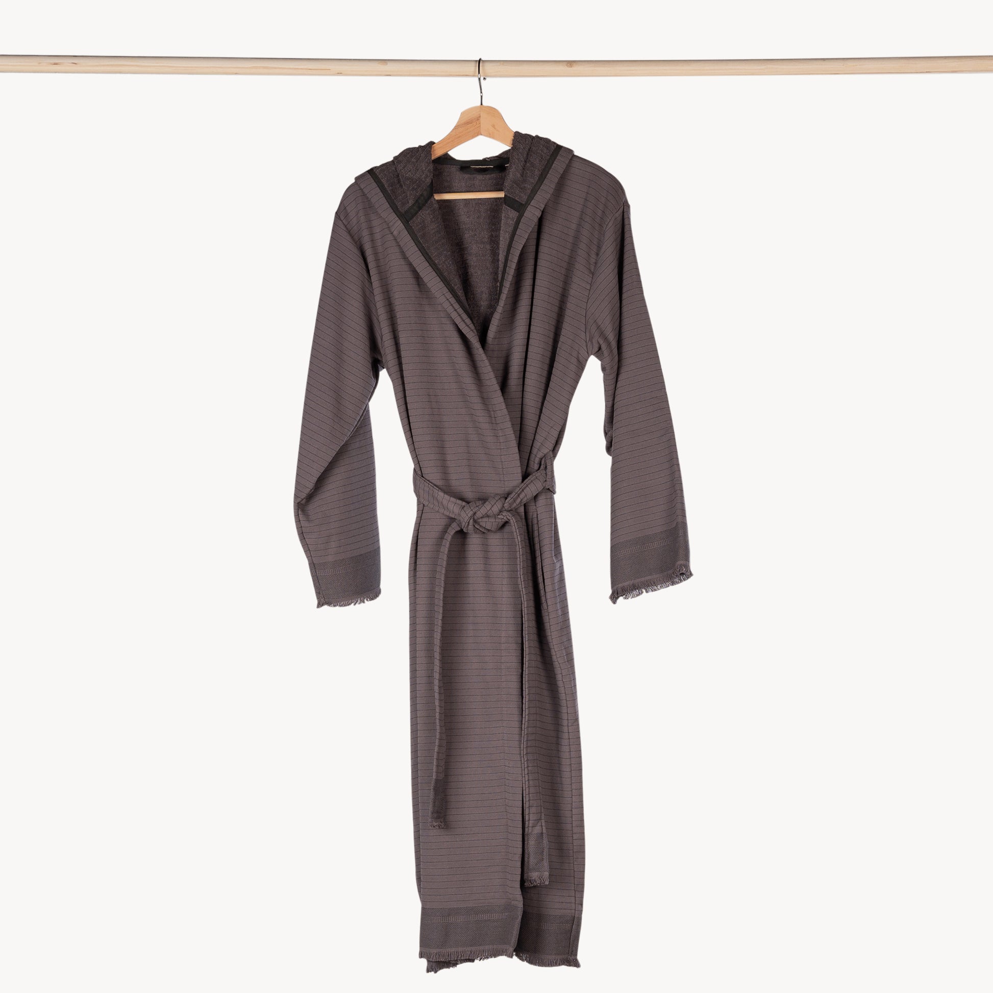 POKOLOKO Leo Terry Robe #color_leo-charcoal