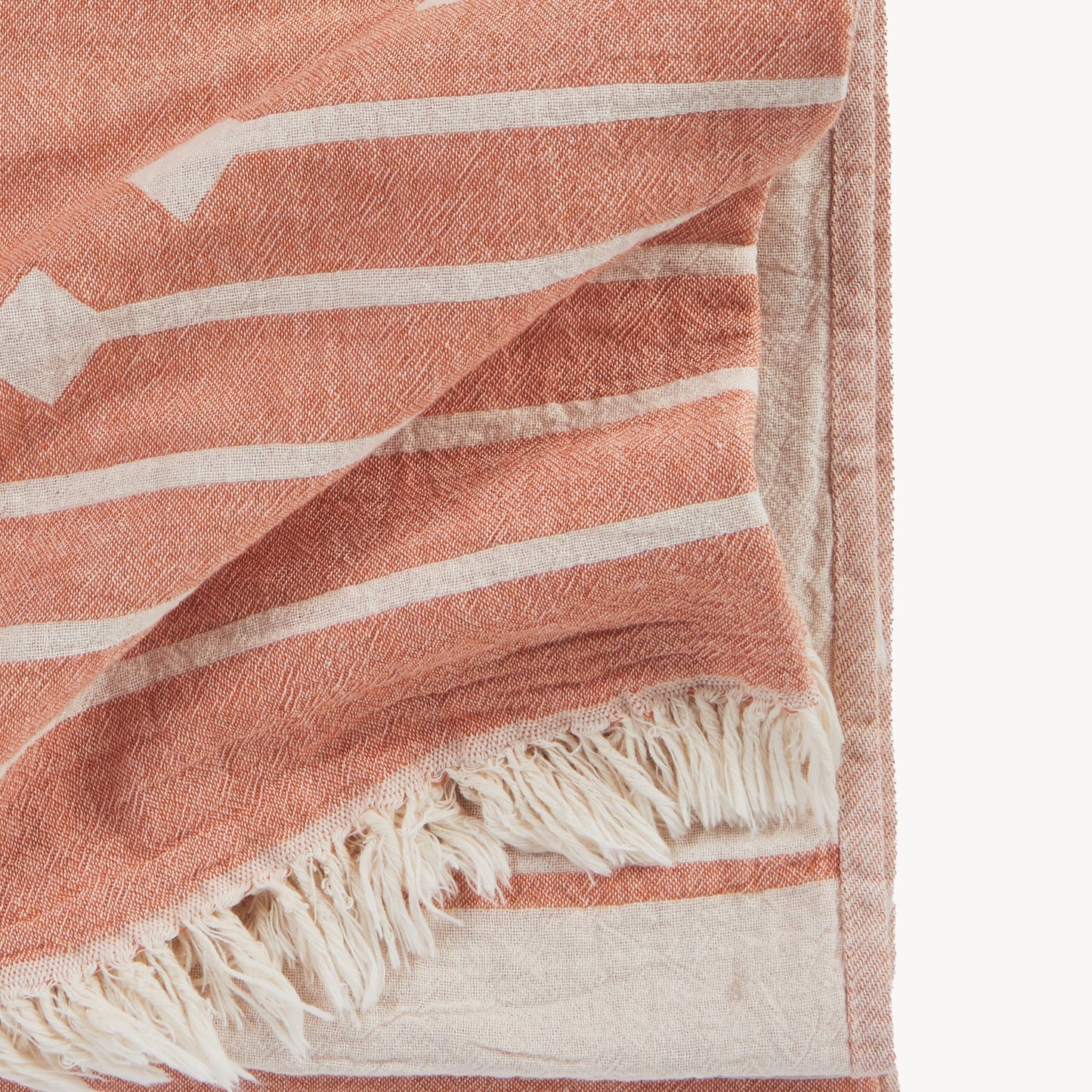 POKOLOKO Arrow XL Towel Throw #color_arrow-flamingo