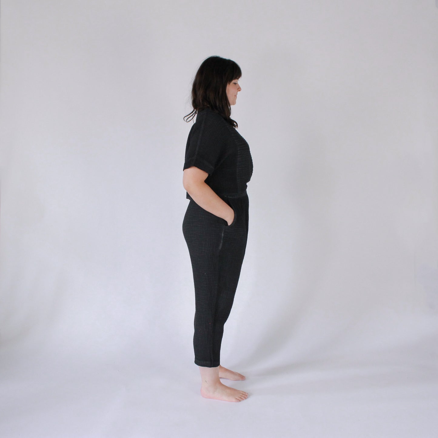 POKOLOKO Crinkle Slouchy Pants #color_crinkle-black