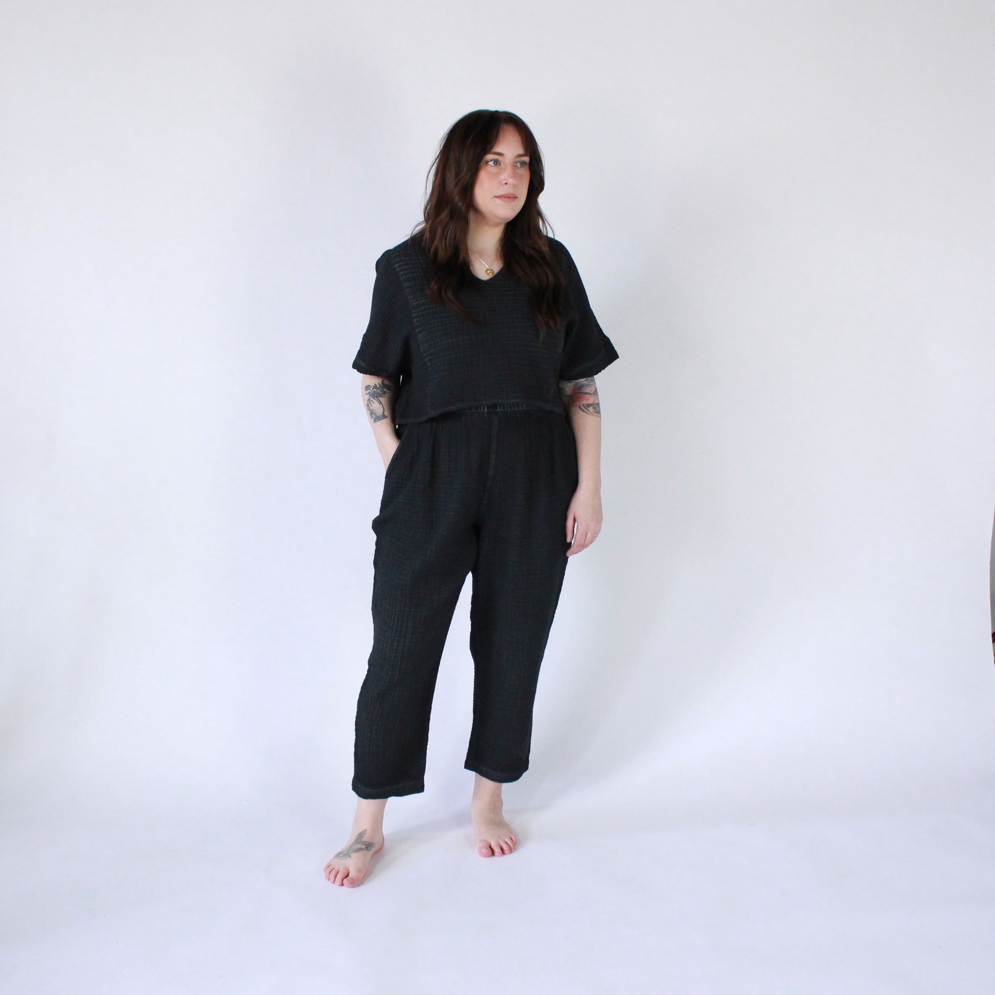 POKOLOKO Crinkle Slouchy Pants #color_crinkle-black