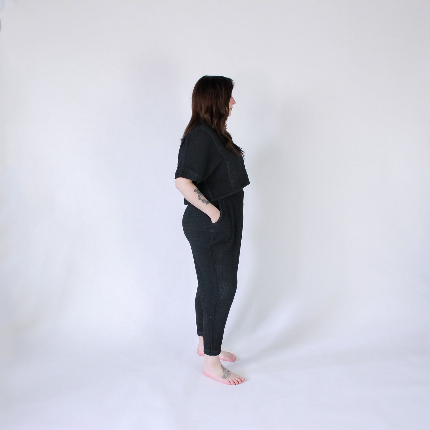 POKOLOKO Crinkle Slouchy Pants #color_crinkle-black