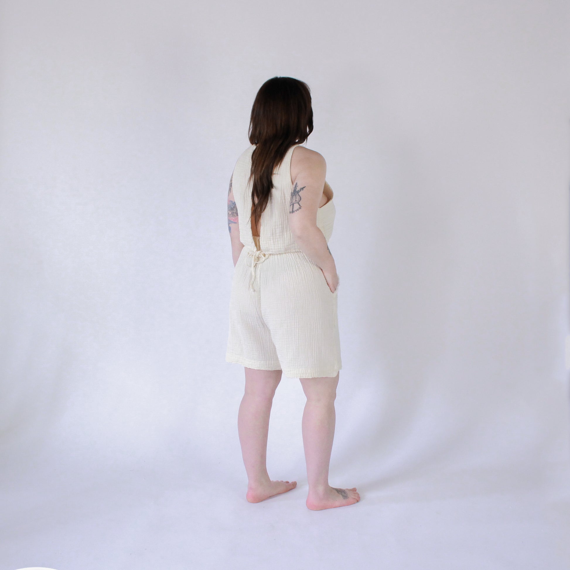 POKOLOKO Crinkle Relaxed Shorts #color_crinkle-cream