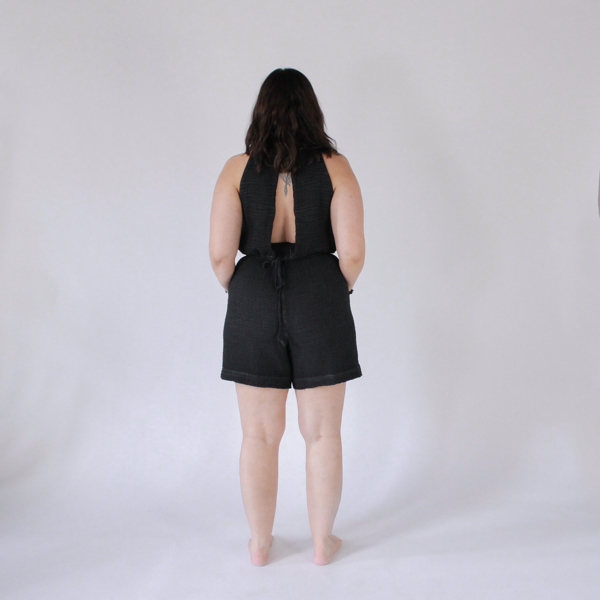 POKOLOKO Crinkle Relaxed Shorts #color_crinkle-black