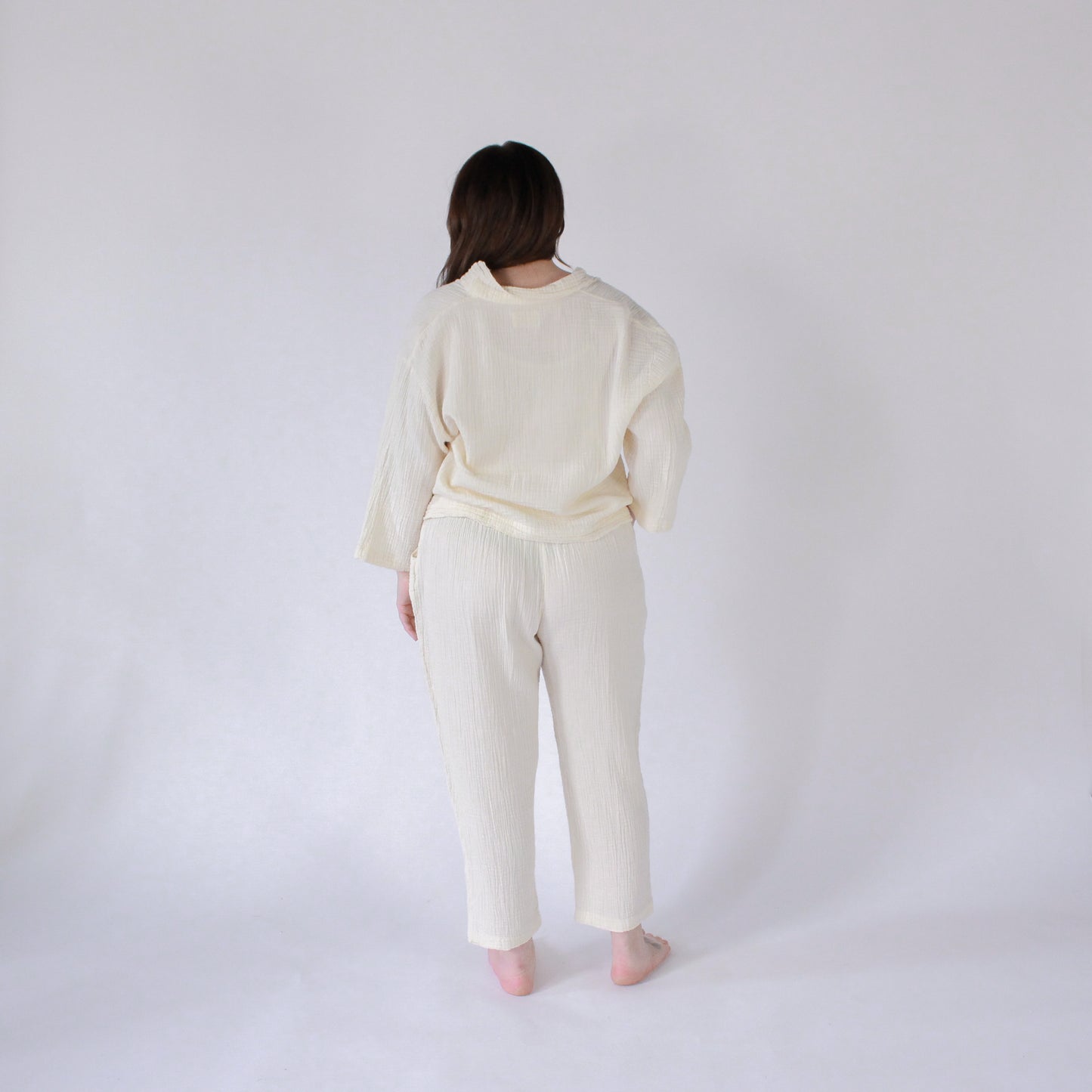 POKOLOKO Crinkle Slouchy Pants #color_crinkle-cream
