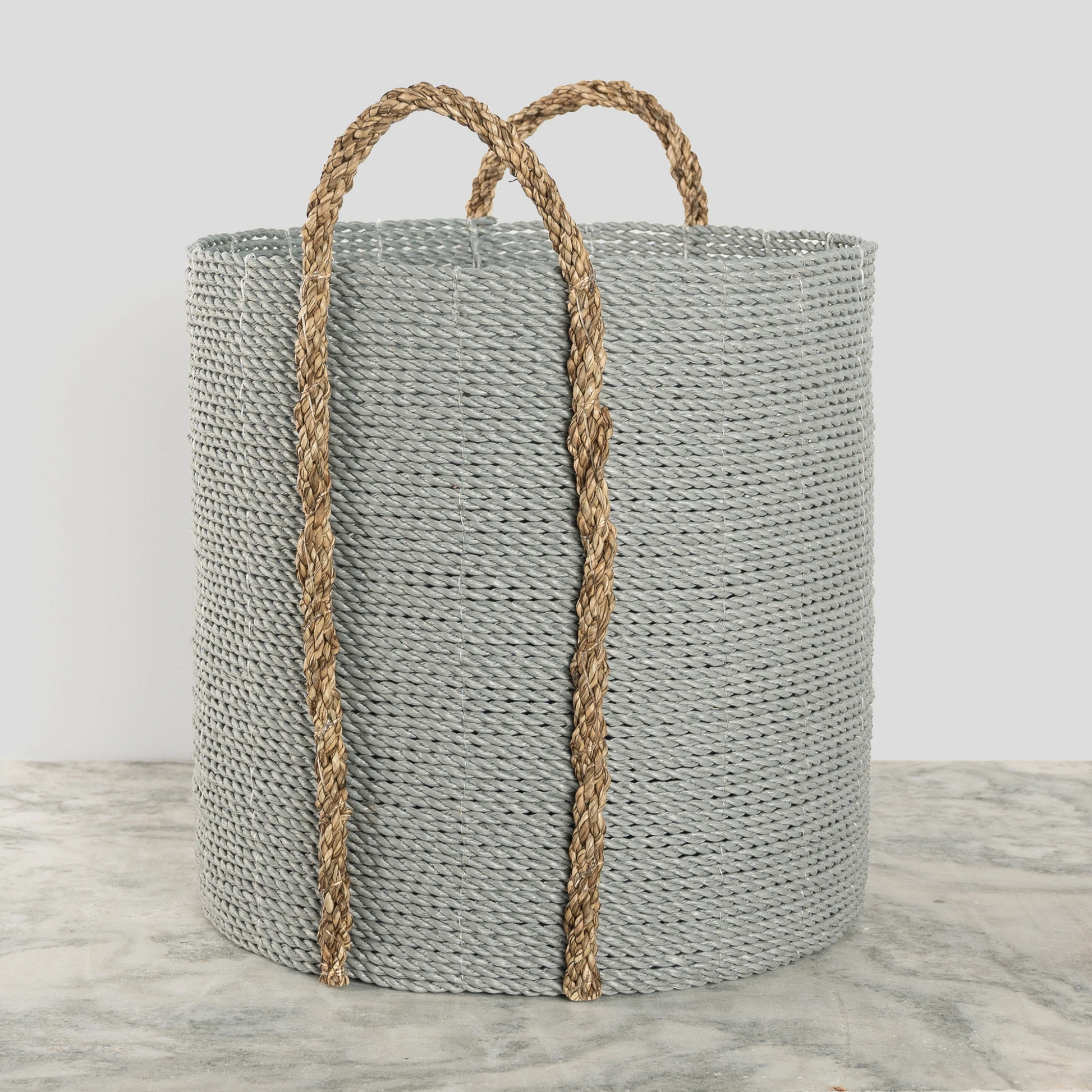 POKOLOKO Handled Seagrass Basket #color_grey-natural