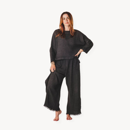 POKOLOKO Crinkle Long Sleeve Boat Top #color_crinkle-black