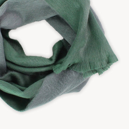 POKOLOKO Reversible Alpaca Seamless Scarf #color_leaf-grey
