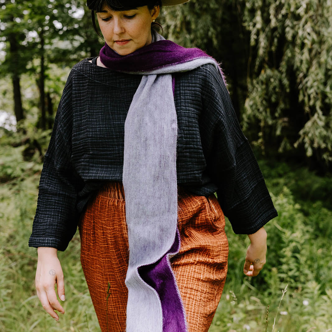 POKOLOKO Reversible Alpaca Seamless Scarf #color_grape