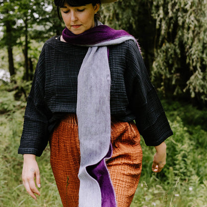 POKOLOKO Reversible Alpaca Seamless Scarf #color_grape