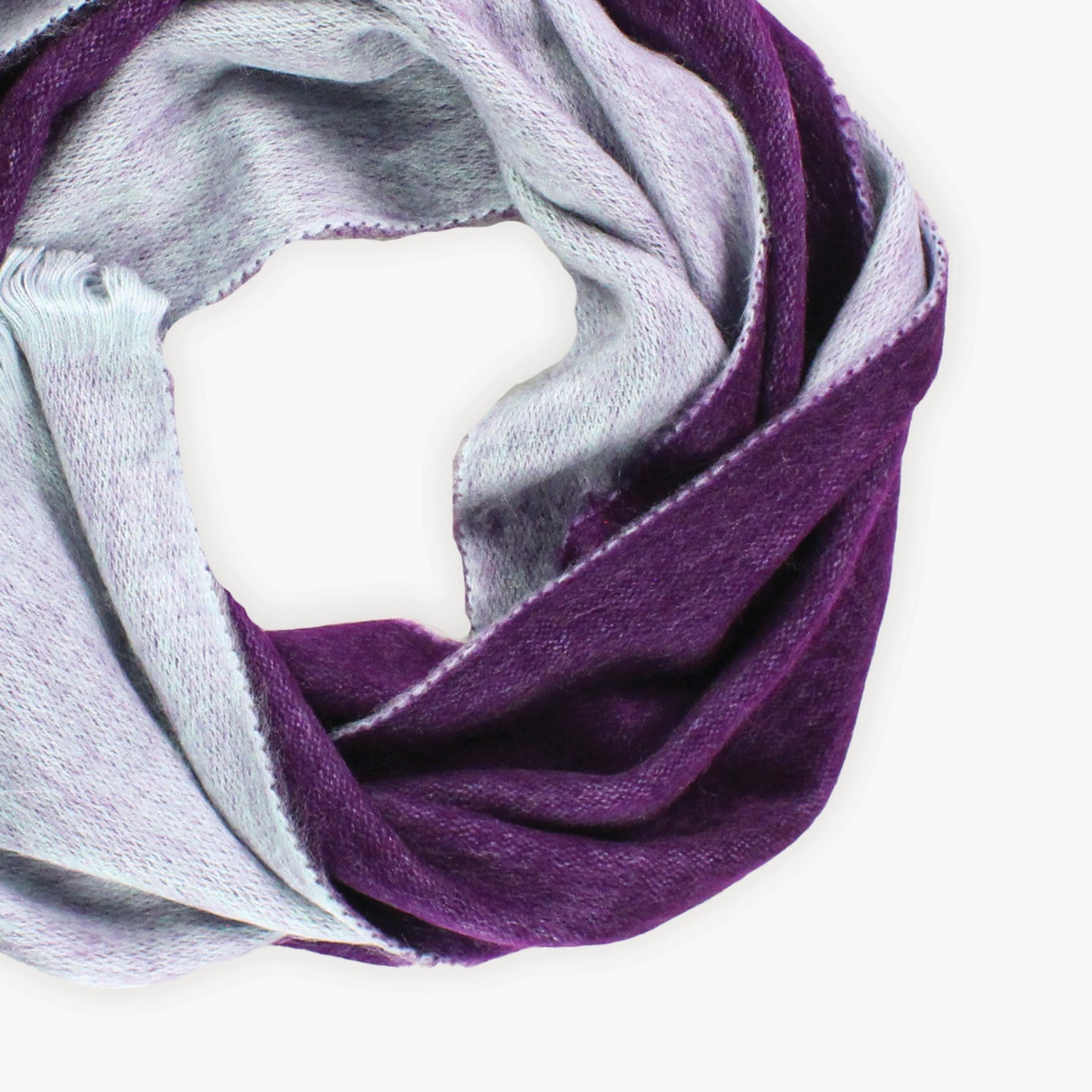 POKOLOKO Reversible Alpaca Seamless Scarf #color_grape