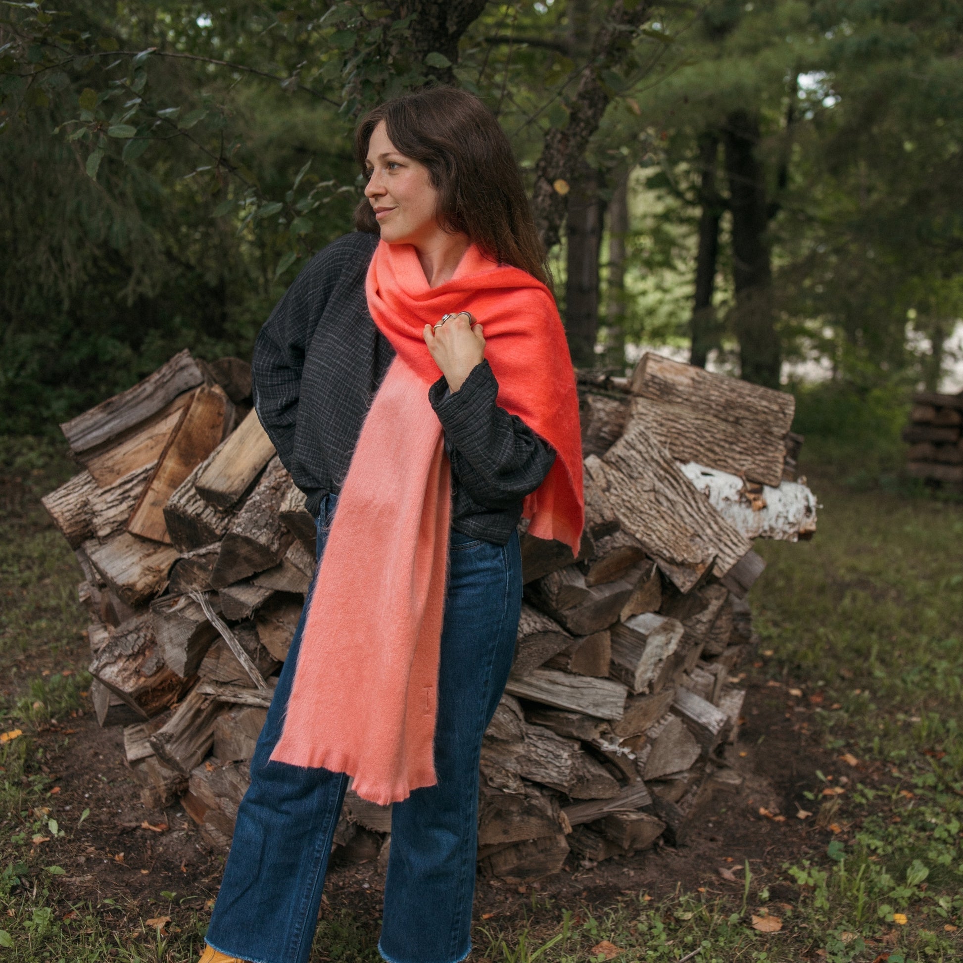 POKOLOKO Alpaca Seamless Ombre Scarf #color_soda