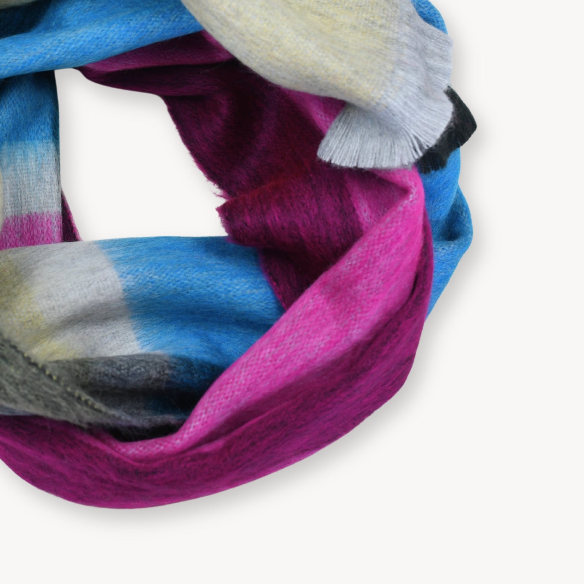 POKOLOKO Alpaca Seamless Multi Stripe Scarf #color_fig