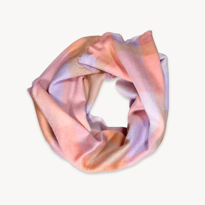 POKOLOKO Alpaca Seamless Check Scarf #color_rose-haze-check