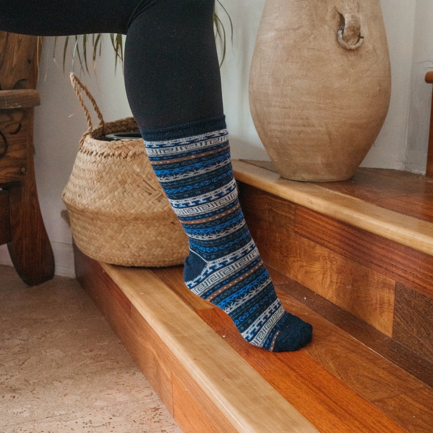 POKOLOKO Crew Alpaca Socks #color_lapis-lazuli