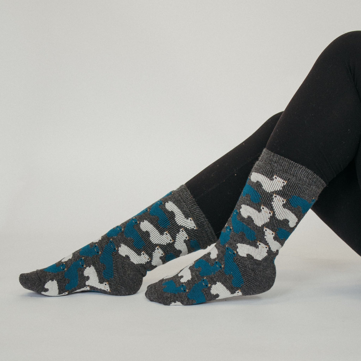 POKOLOKO Herd Alpaca Socks #color_charcoal-herd