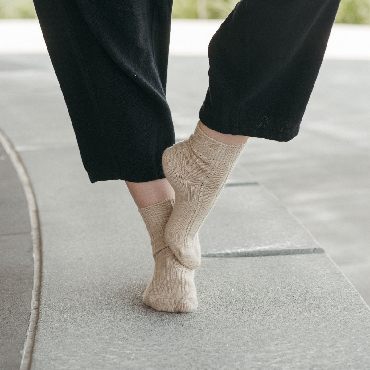 POKOLOKO Vivan Socks #color_vivian-beige