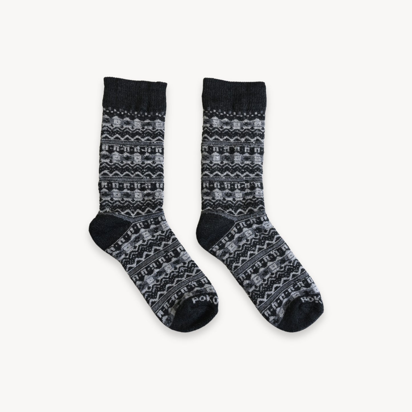 POKOLOKO Thick Print Alpaca Socks #color_grey-mosaic