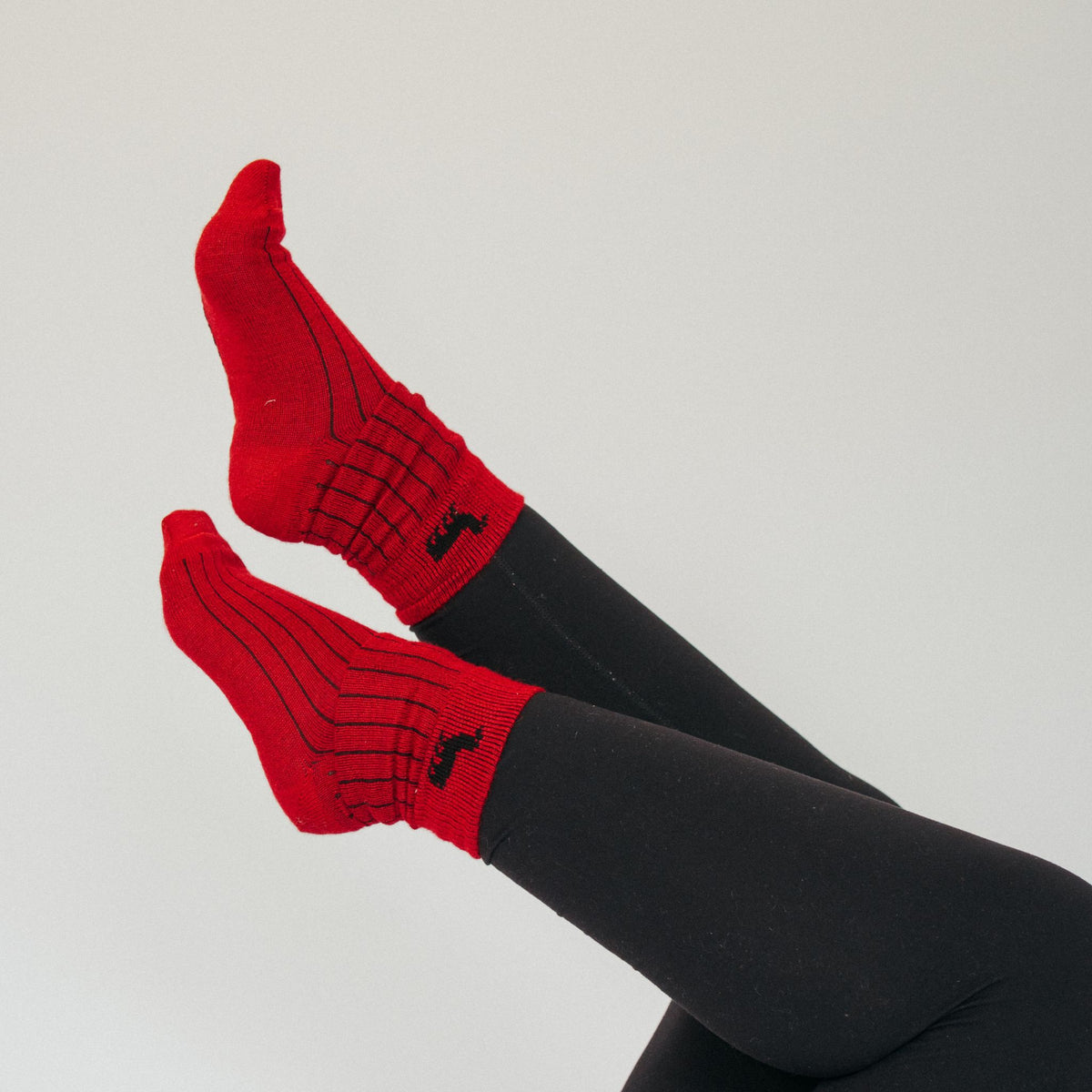 POKOLOKO Everyday Alpaca Socks #color_ruby
