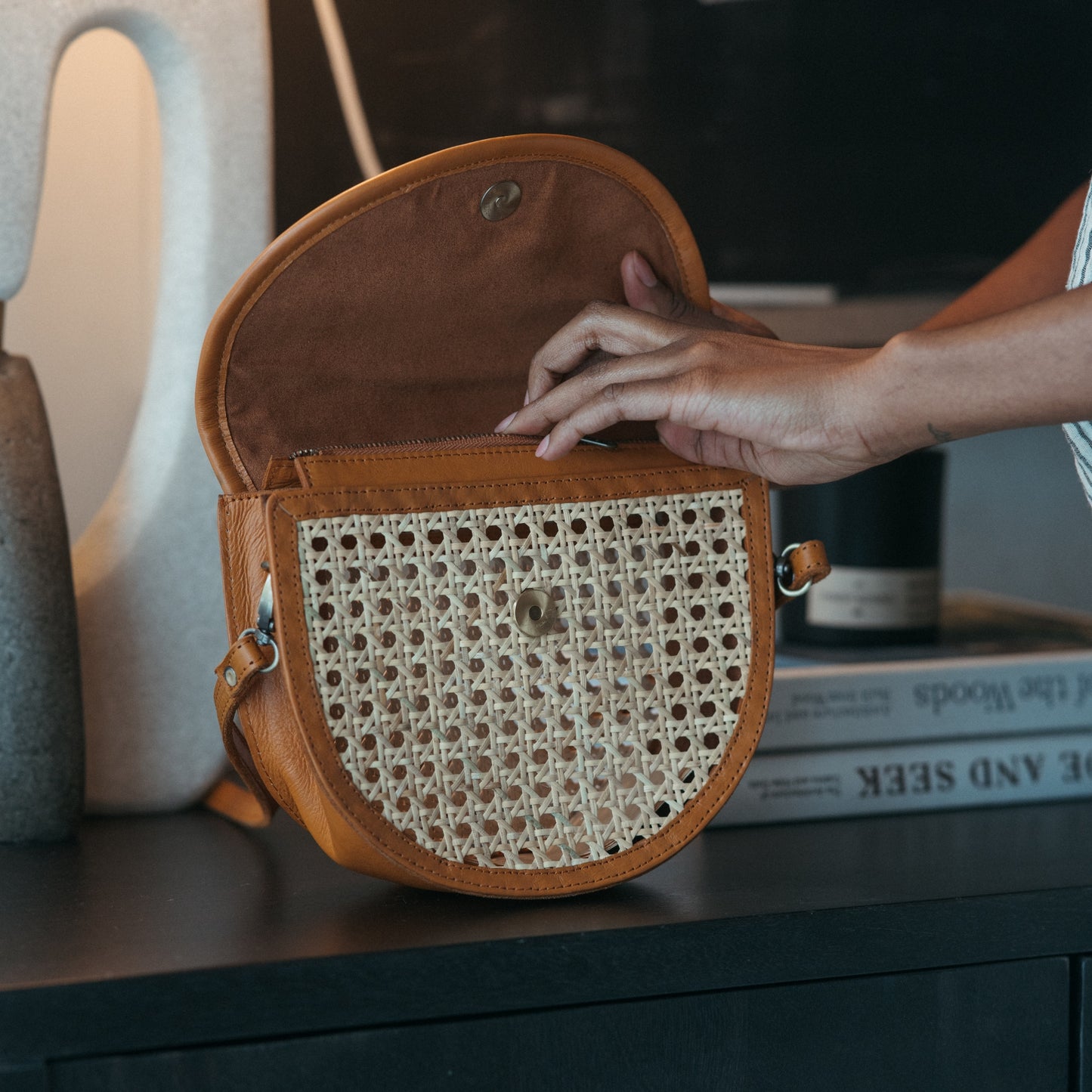 POKOLOKO Leather Bag with Cane Accent - Half Moon #color_caramel-leather