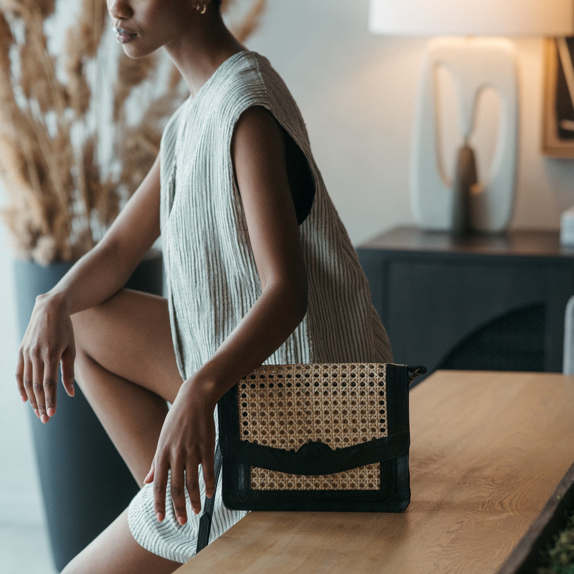 POKOLOKO Leather Bag with Cane Accent - Rectangle #color_black-leather