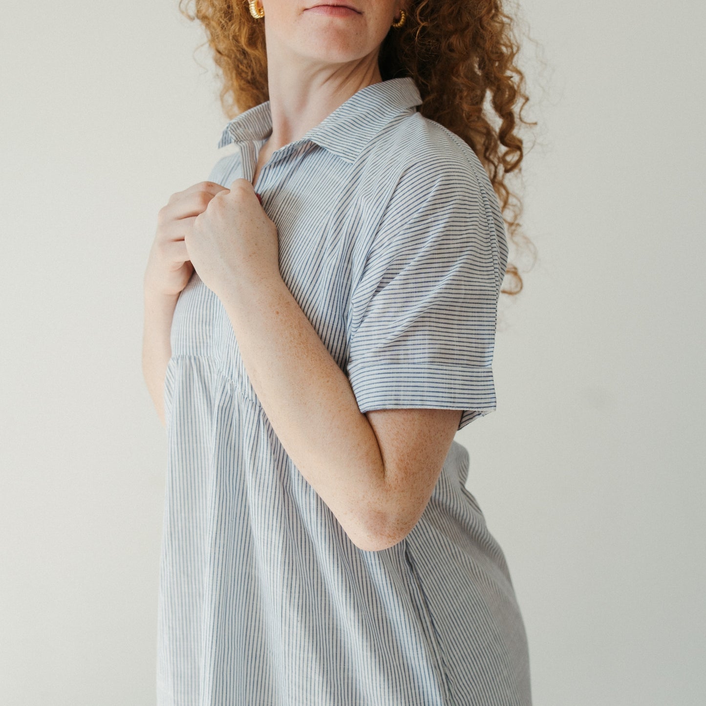 POKOLOKO Collared Button Shirt Dress #color_navy-stripe