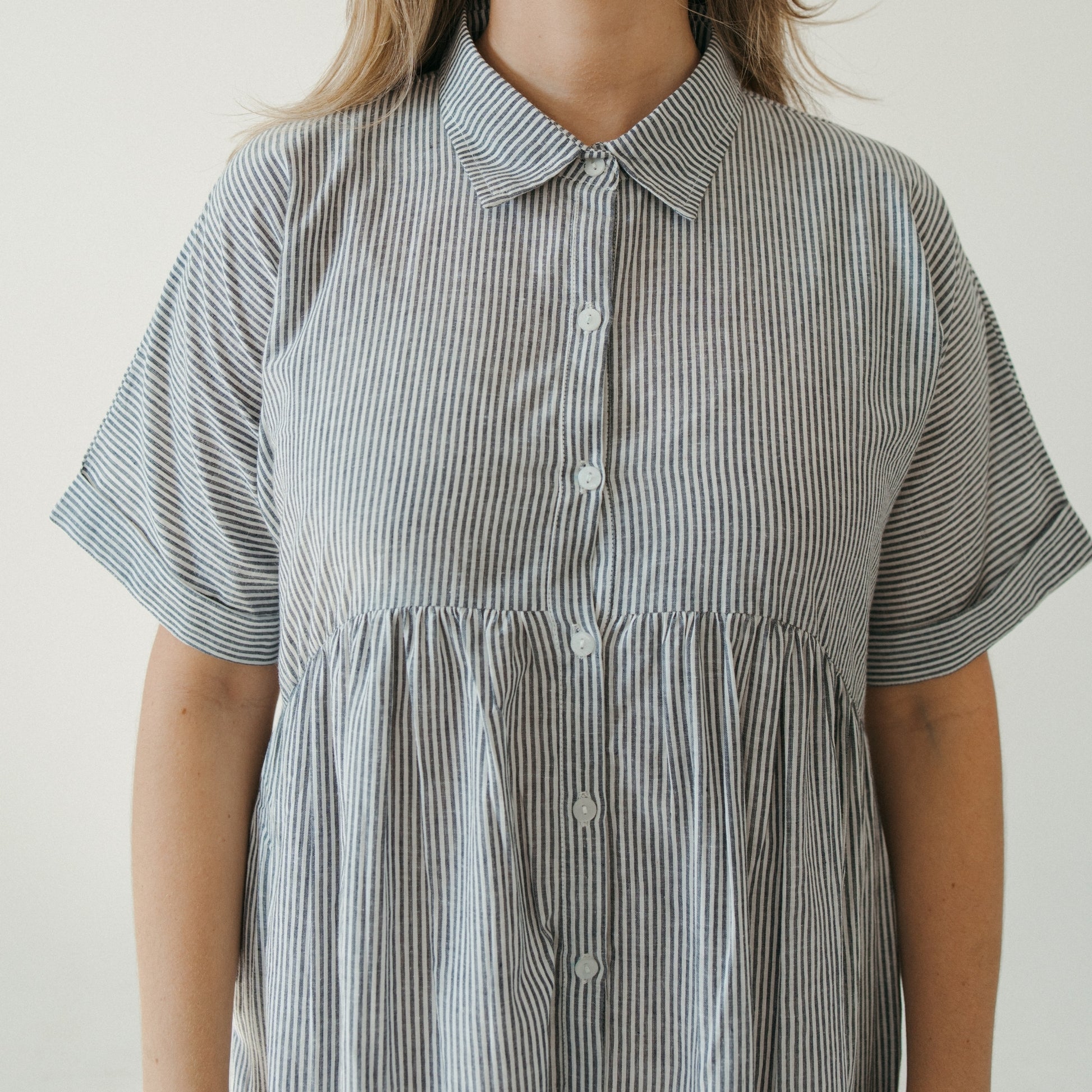 POKOLOKO Collared Button Shirt Dress #color_charcoal-stripe