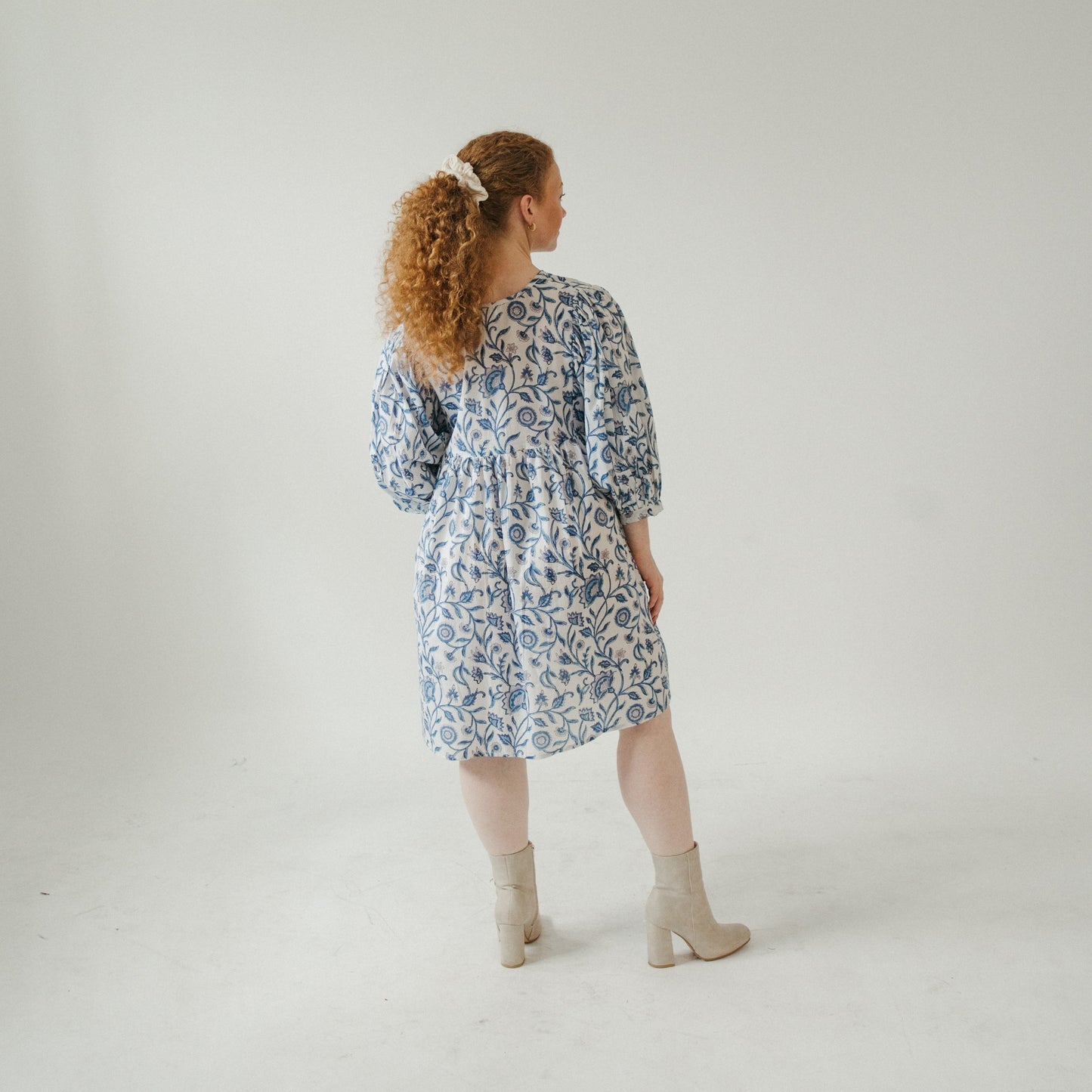 POKOLOKO Mira Mini Dress #color_neema-blue-white