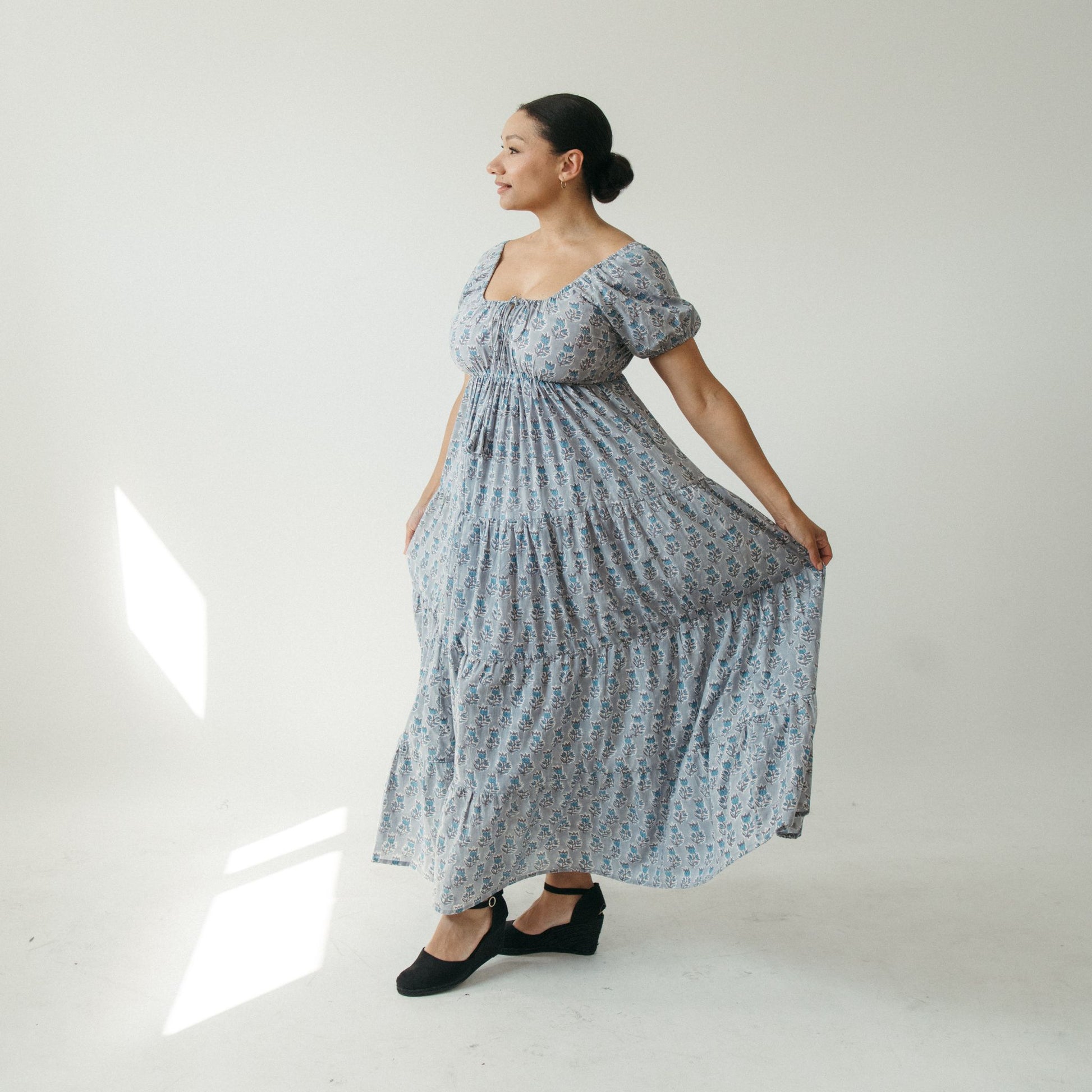 POKOLOKO Tara Maxi Dress #color_megha-grey