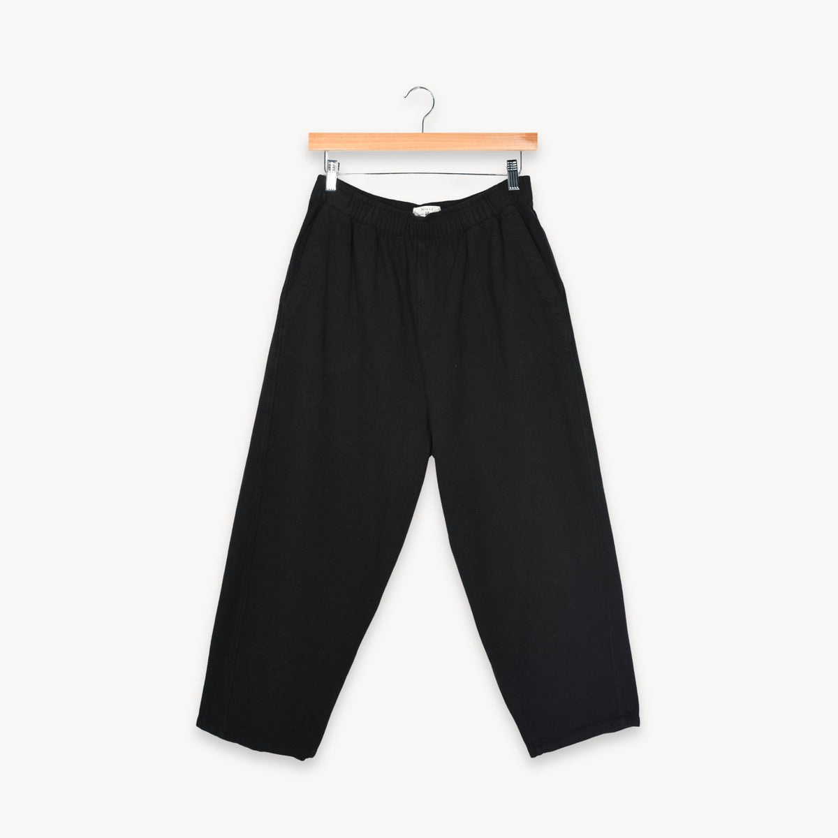 POKOLOKO Loft Cotton Crop Barrel Pants #color_loft-black