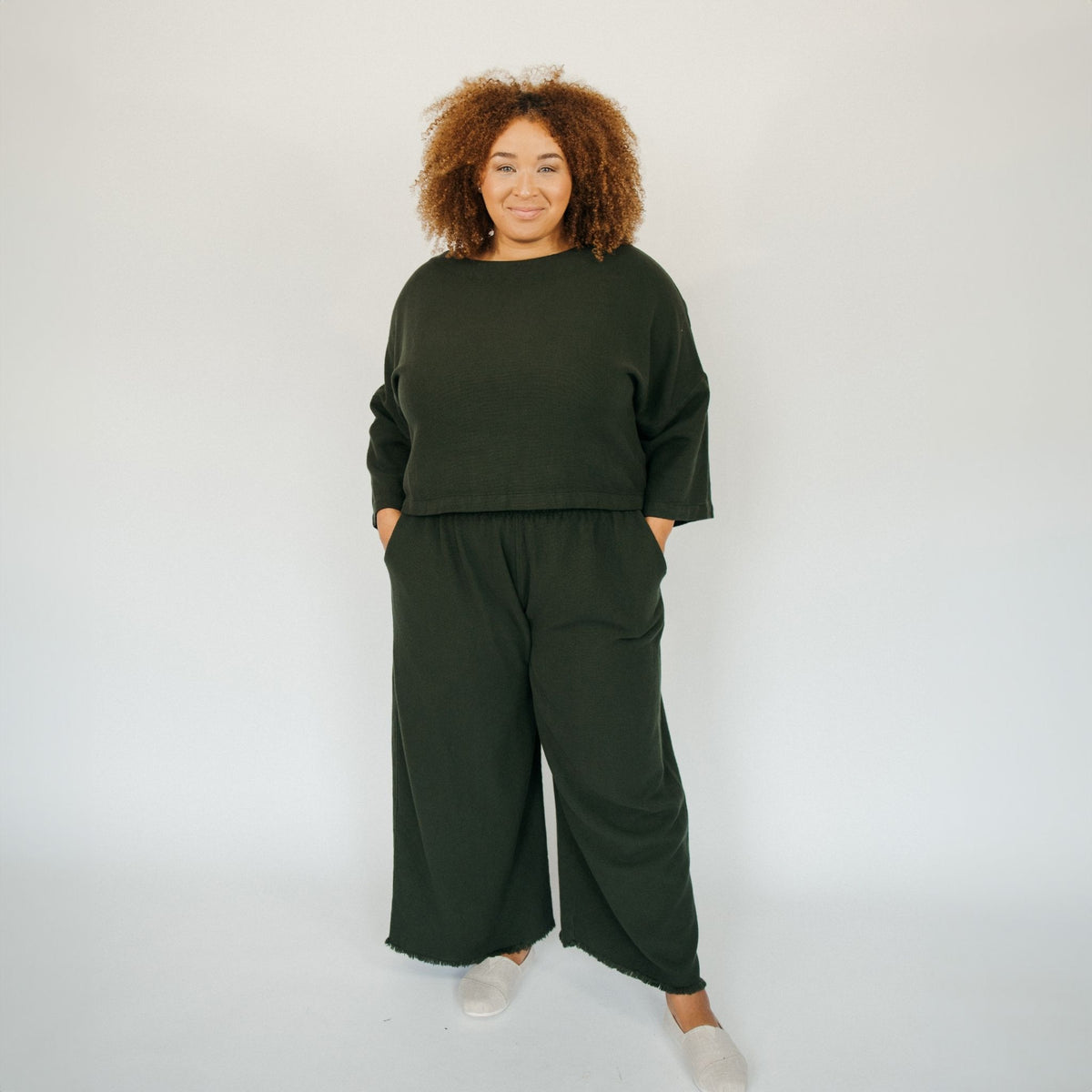 POKOLOKO Loft Cotton Palazzo Pants #color_loft-forest