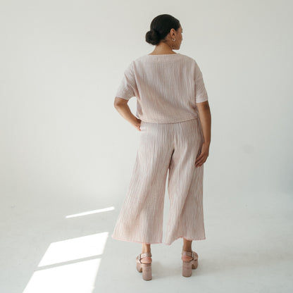 POKOLOKO Striped Crinkle Palazzo Pants #color_striped-red