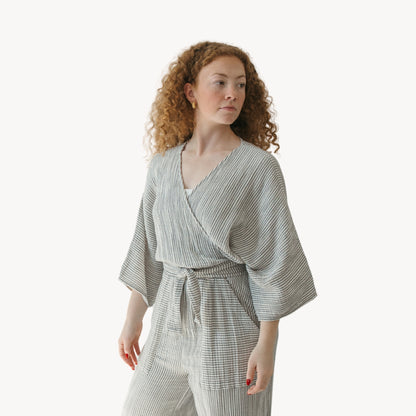 Striped Crinkle Balloon Sleeve Top