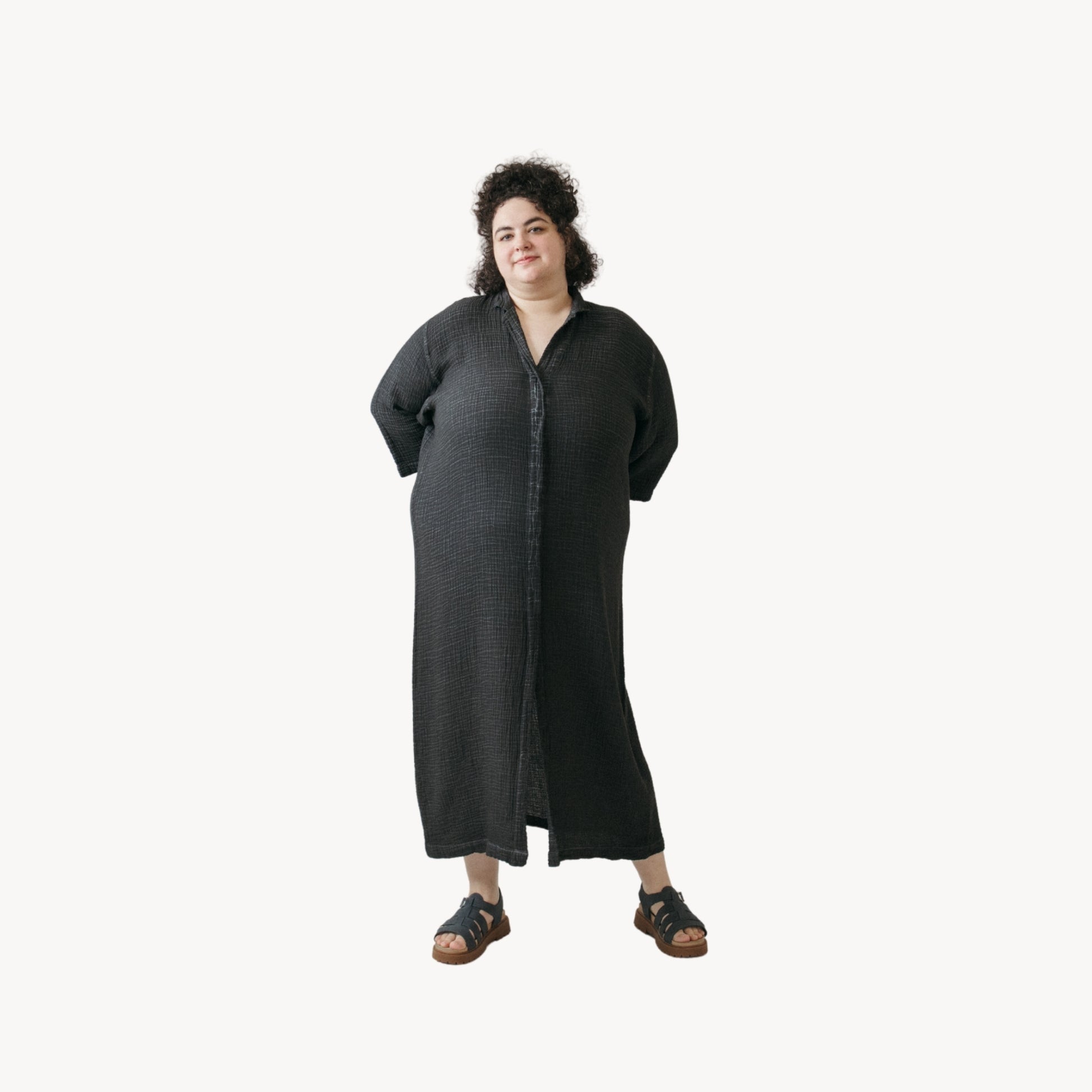 POKOLOKO Crinkle Shirt Dress Plus #color_crinkle-black