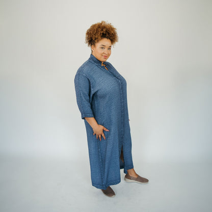 POKOLOKO Crinkle Shirt Dress Plus #color_crinkle-denim
