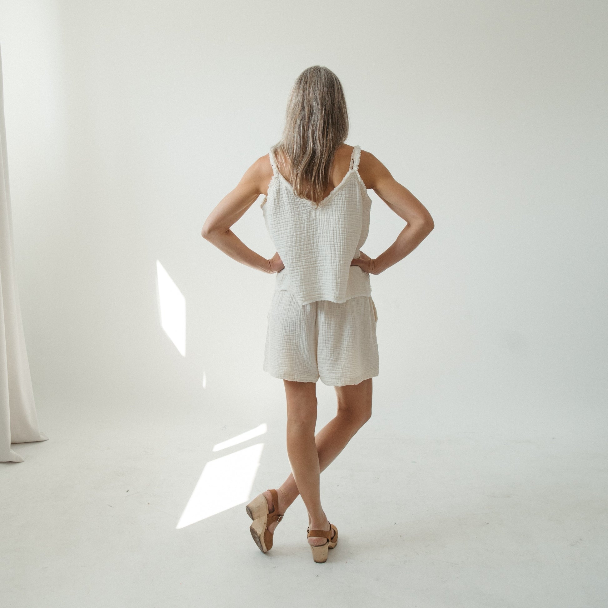 POKOLOKO Crinkle Strappy Top #color_crinkle-cream