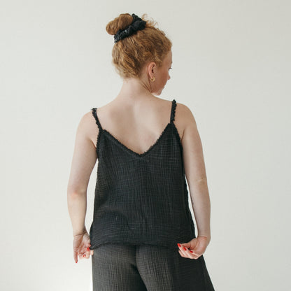 POKOLOKO Crinkle Strappy Top #color_crinkle-black