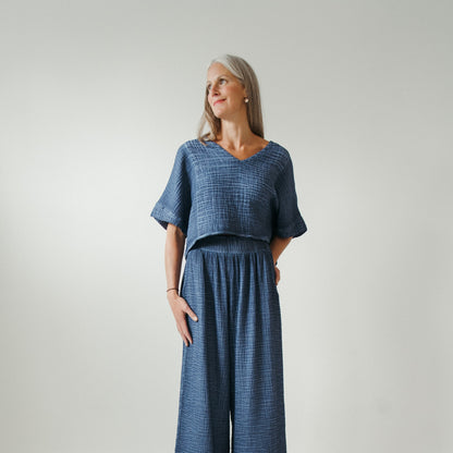 POKOLOKO Crinkle Crop Top #color_crinkle-denim