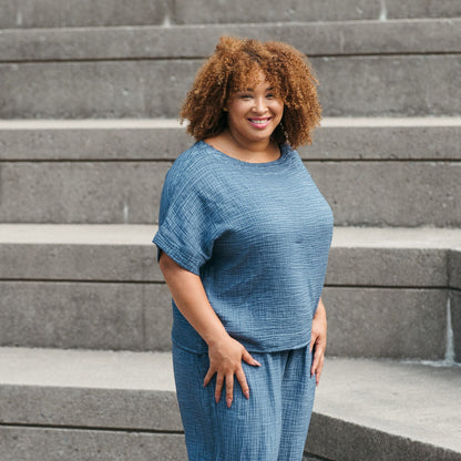POKOLOKO Crinkle Boat Top Plus #color_crinkle-denim