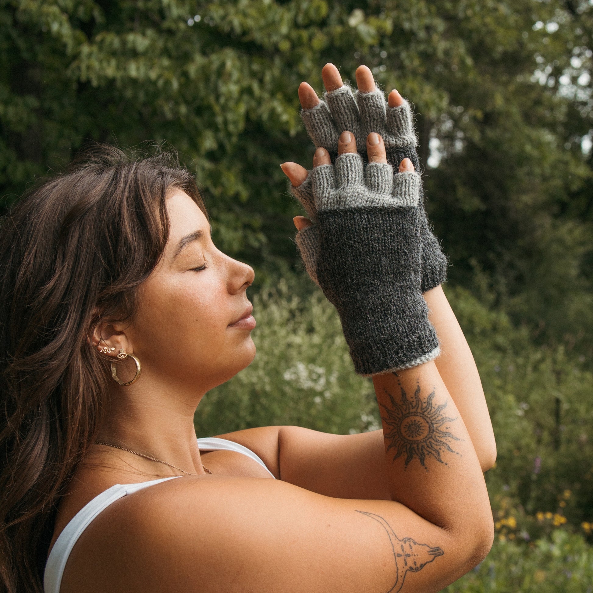 Alpaca Double Layered Fingerless Gloves #color_grey-charcoal