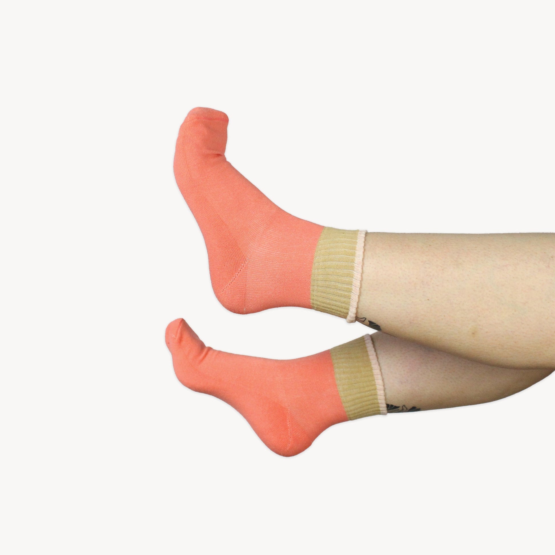 POKOLOKO Block Pima Socks #color_block-pima-melon-beige