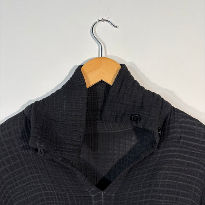 Crinkle Black High Button Collar Shirt - One Size