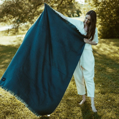 POKOLOKO Solid Fringed Alpaca Throw #color_whale-fringe