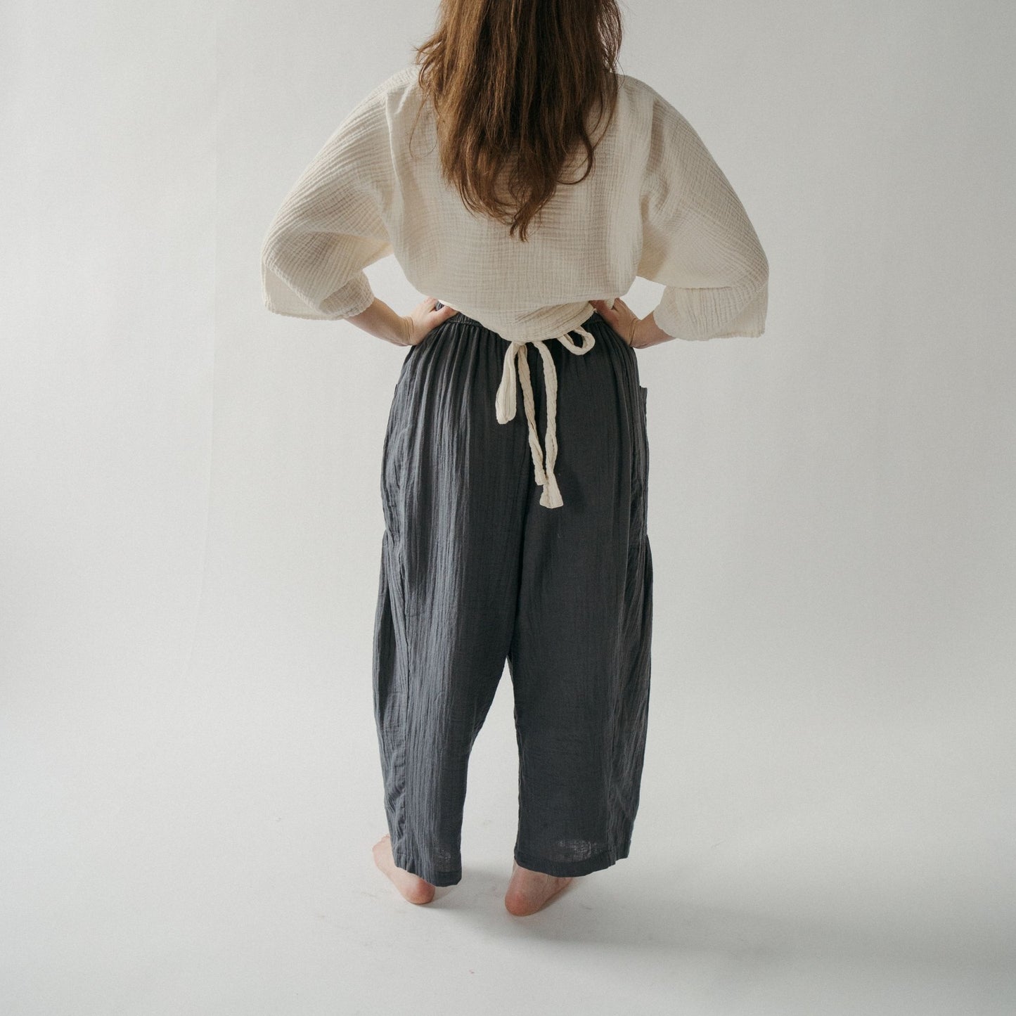 POKOLOKO Stevie Pants #color_stevie-charcoal