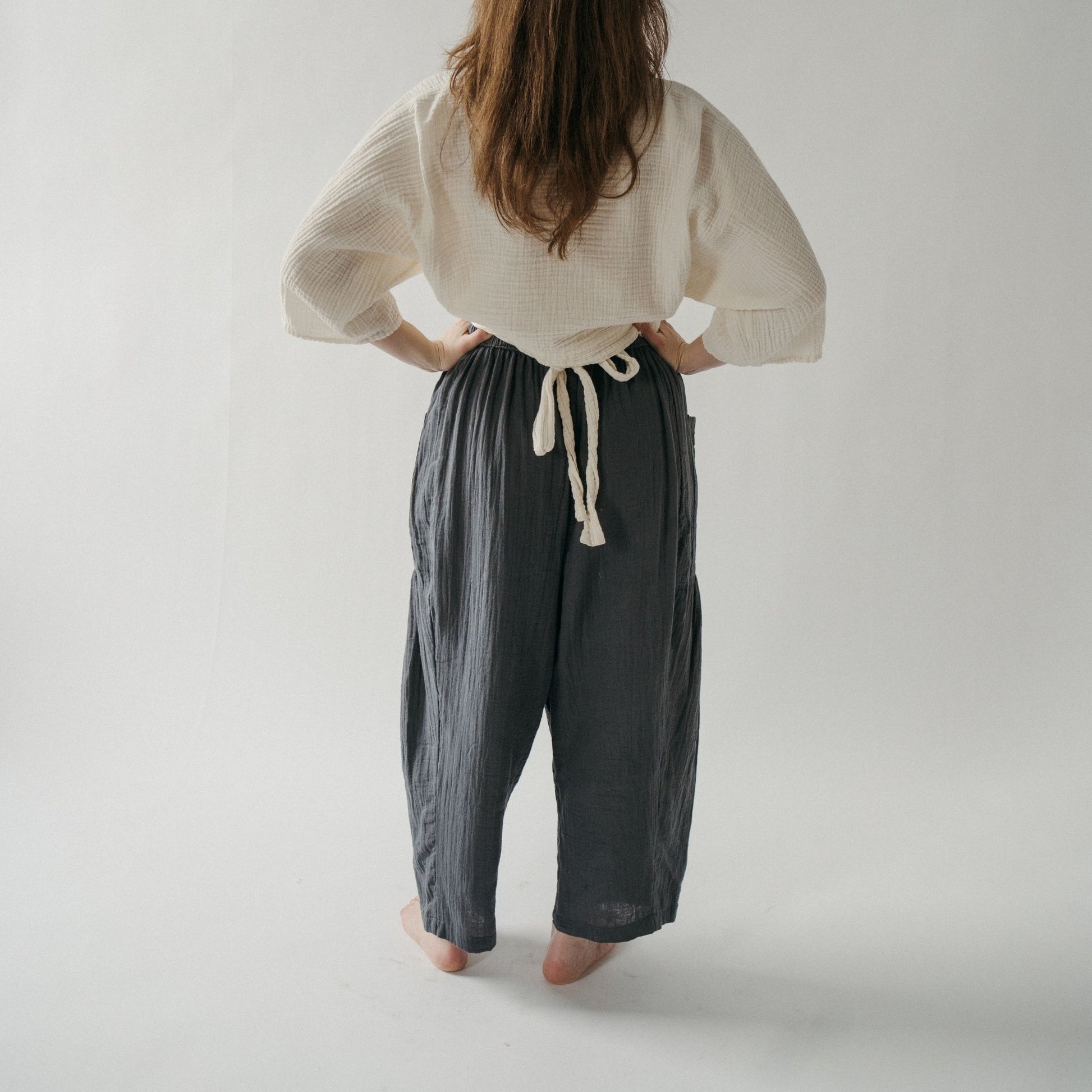 POKOLOKO Stevie Pants #color_stevie-charcoal