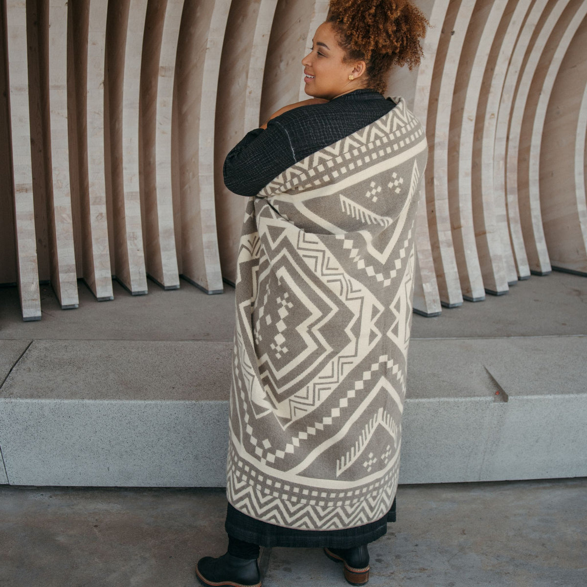 POKOLOKO Southwest Blanket #color_etching