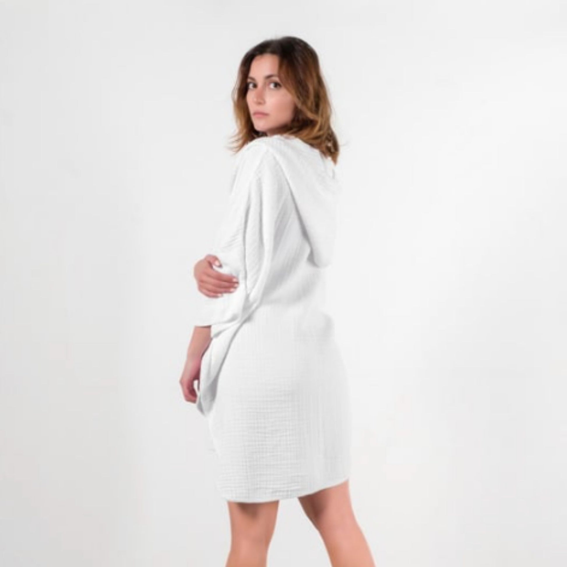 Crinkle Adult Poncho #color_white